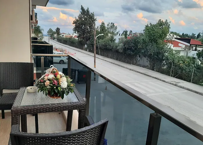 Long Valeria * Agios Georgios (Famagusta)